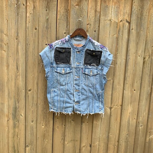 Vintage 2004 Levis Patchwork Jean Jacket Vest Small - Picture 4 of 10